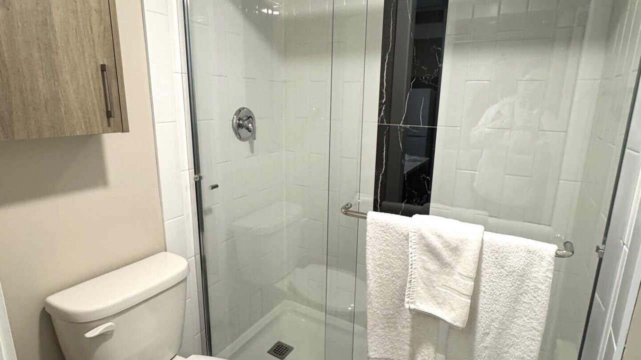 Photo of Bathroom in Leduc