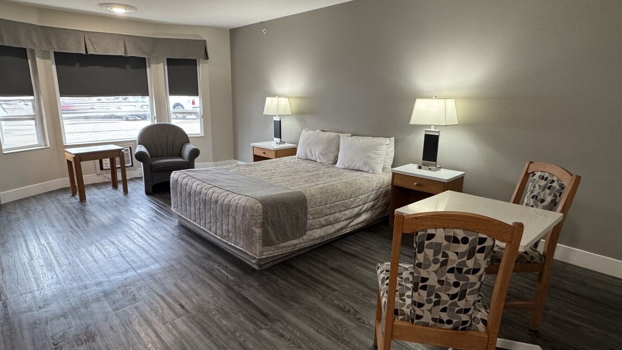 Photo of Livingroom in Leduc