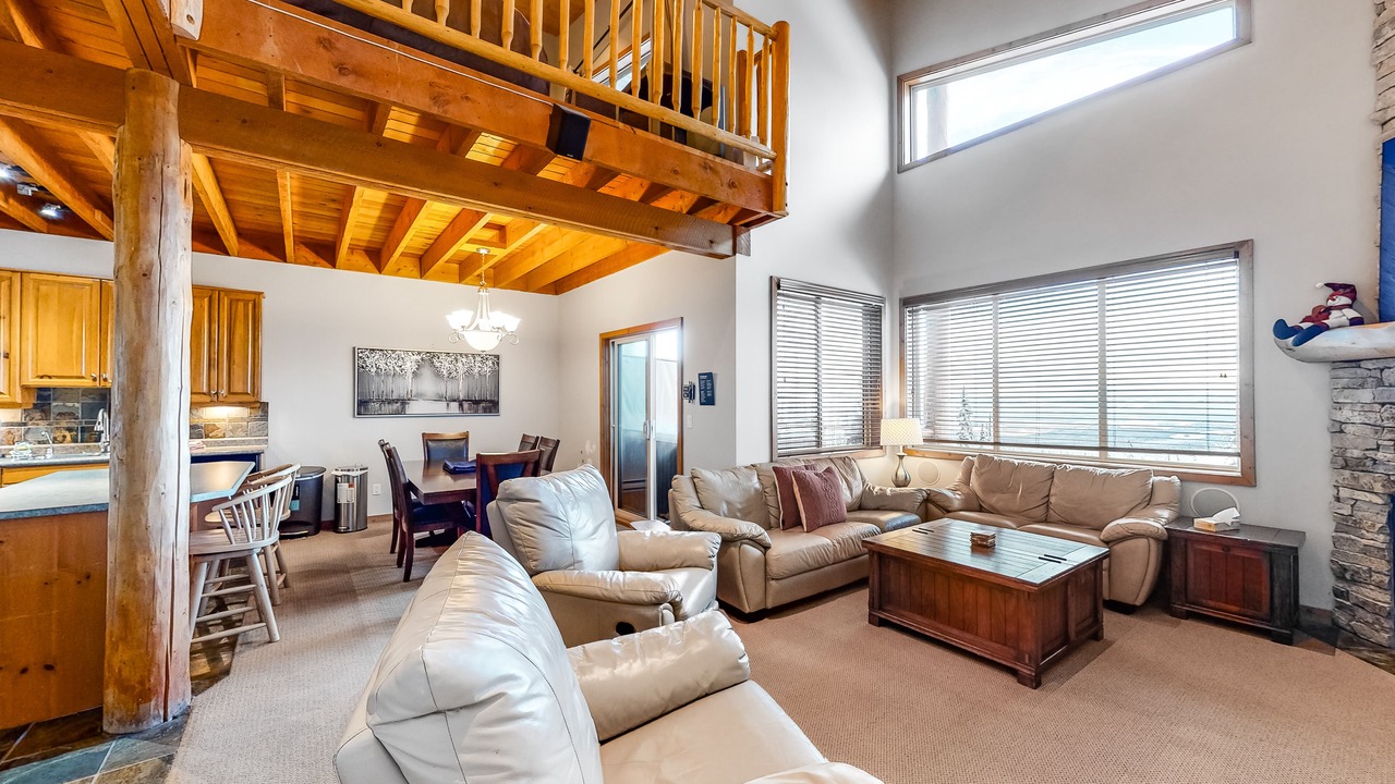 Photo of Livingroom in Big White Ski Resort