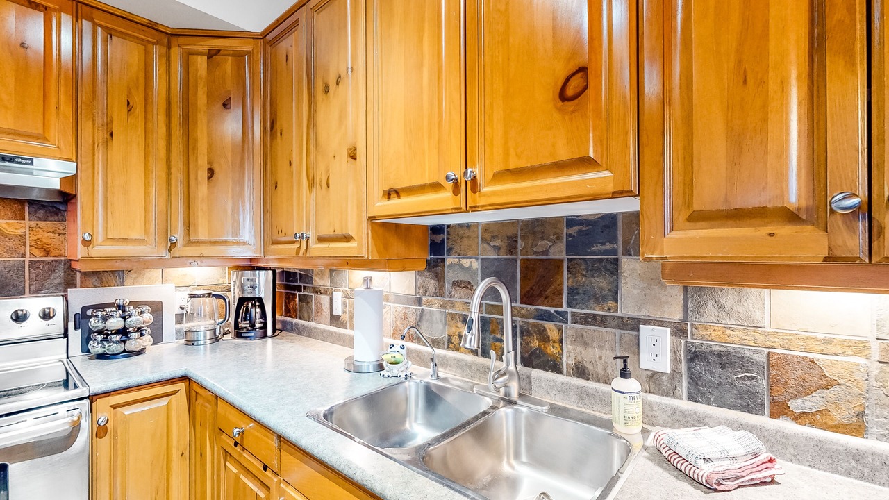 Photo of Kitchen in Big White Ski Resort