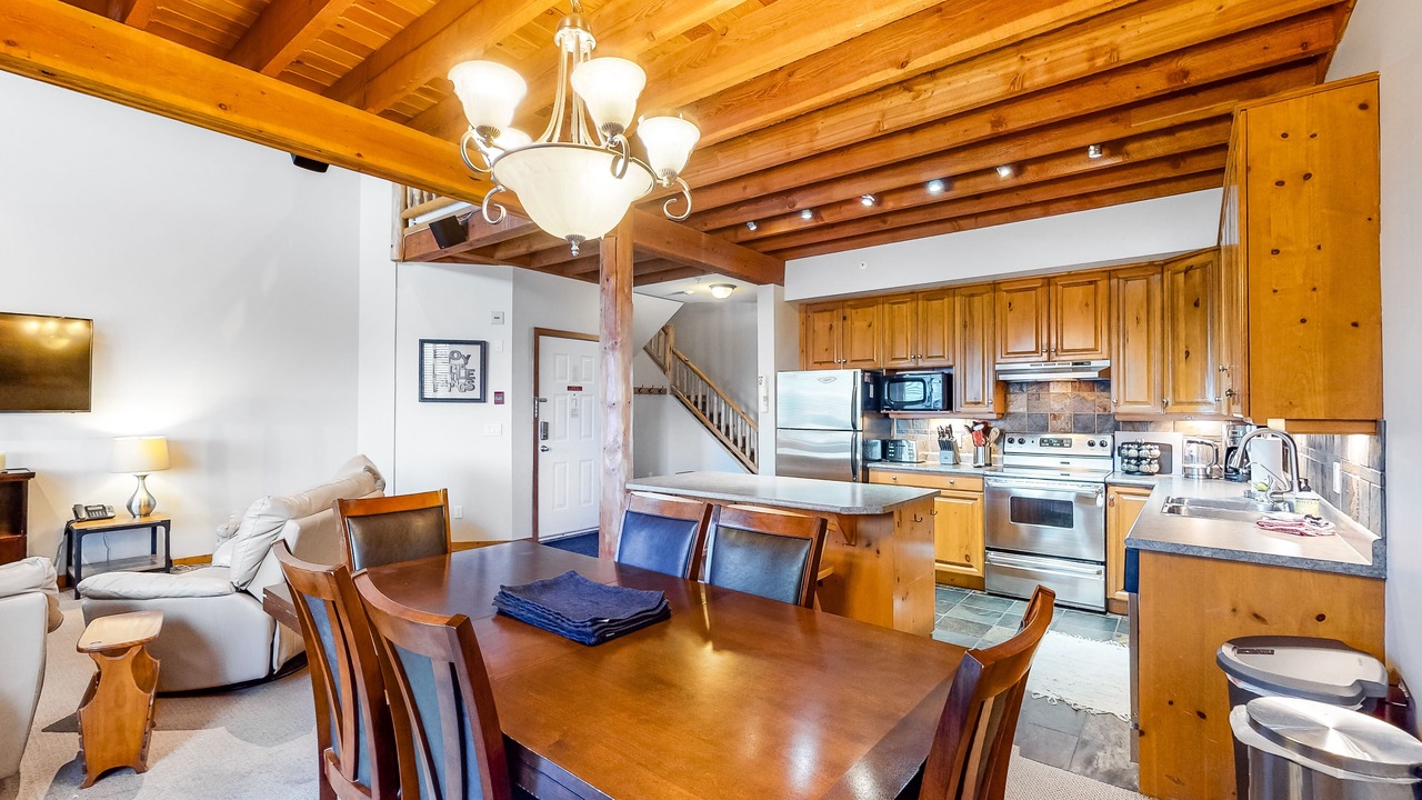 Photo of Kitchen in Big White Ski Resort