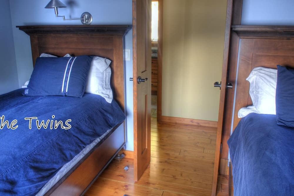 Photo of Bedroom in Sunshine Coast