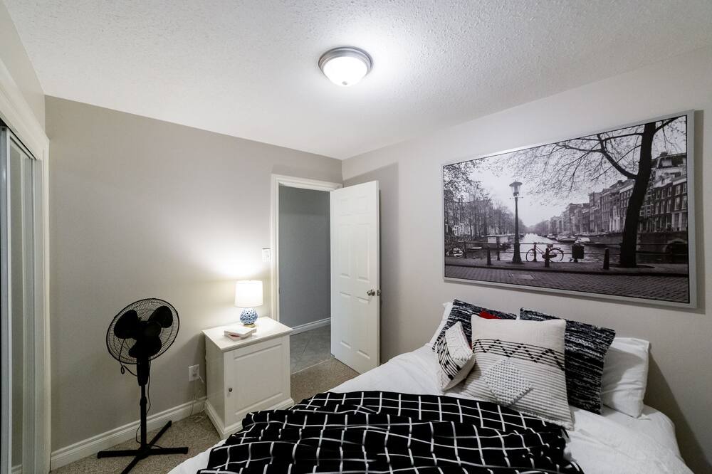 Photo of Bedroom in Jasper Place