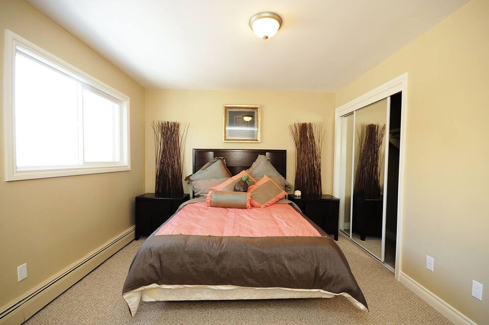 Photo of Bedroom in Jasper Place