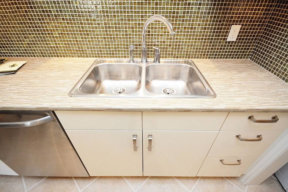 Photo of Kitchen in Jasper Place