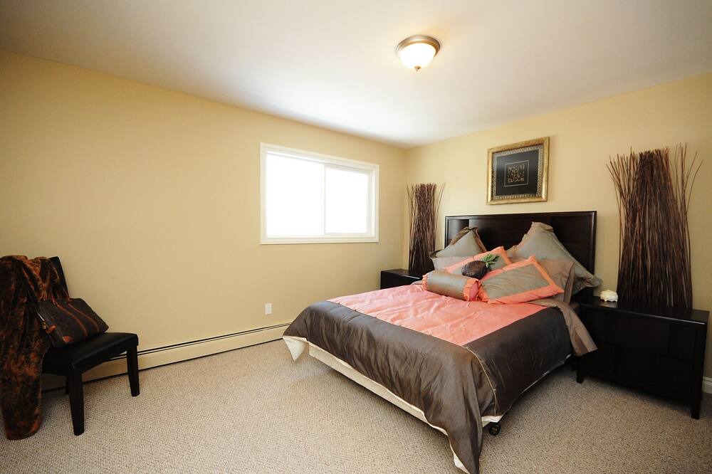 Photo of Bedroom in Jasper Place