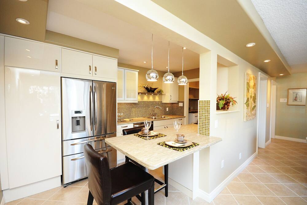 Photo of Kitchen in Jasper Place