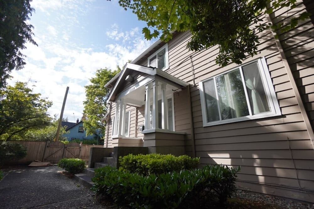 Photo of Outdoor in Shaughnessy