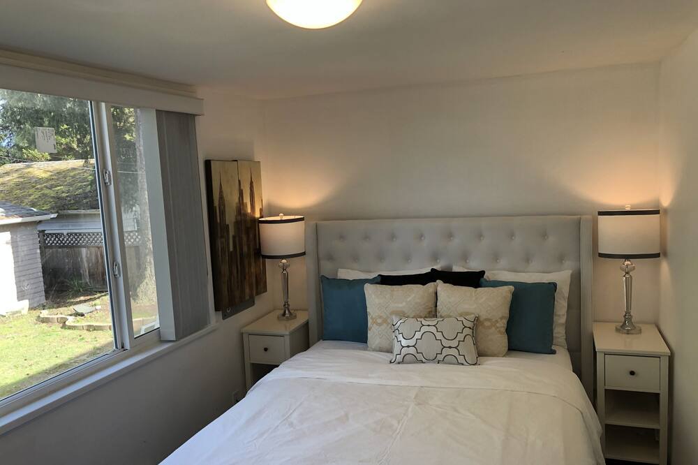 Photo of Bedroom in Shaughnessy