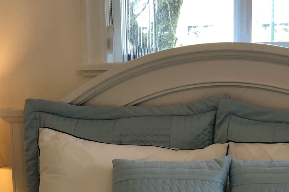 Photo of Bedroom in Shaughnessy