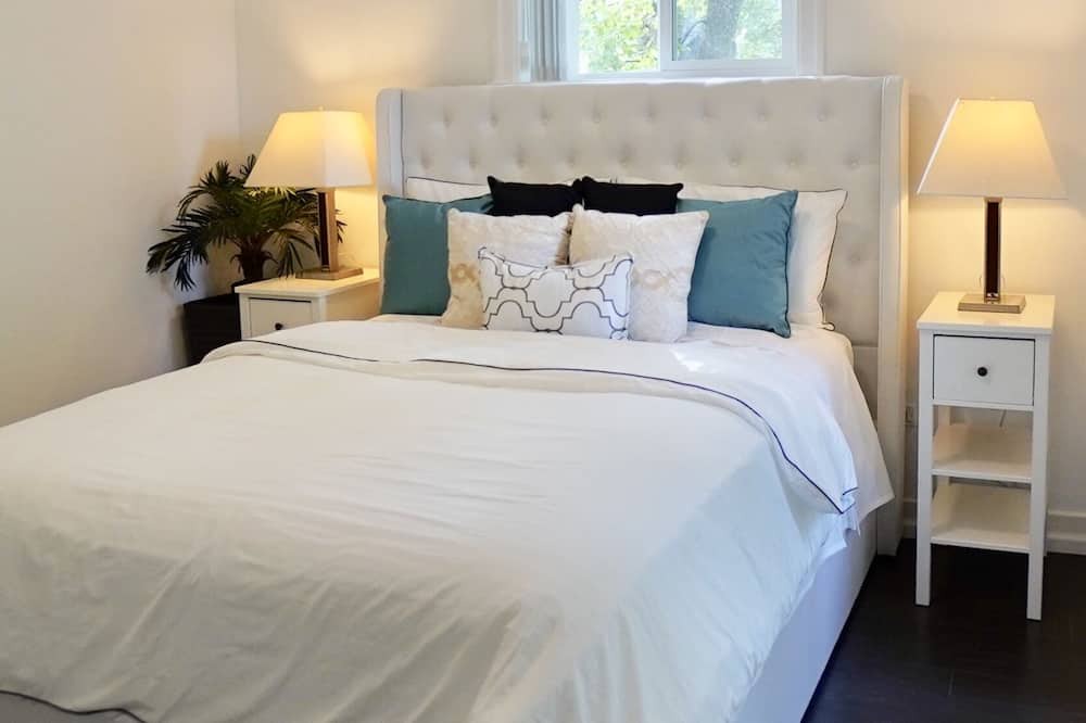 Photo of Bedroom in Shaughnessy