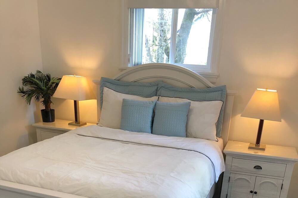 Photo of Bedroom in Shaughnessy
