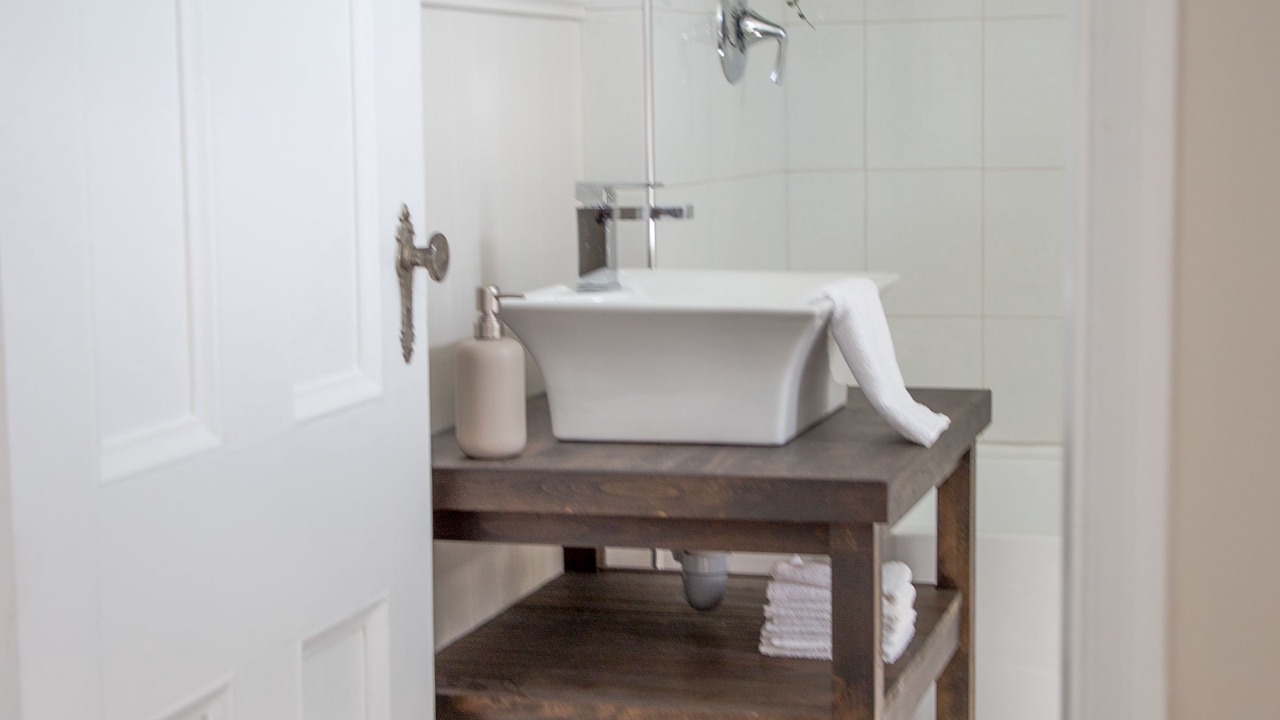 Photo of Bathroom in Jonquiere