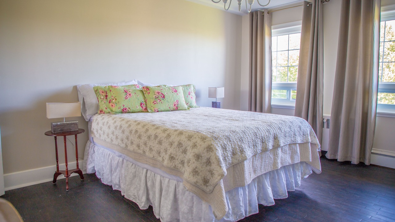 Photo of Bedroom in Jonquiere