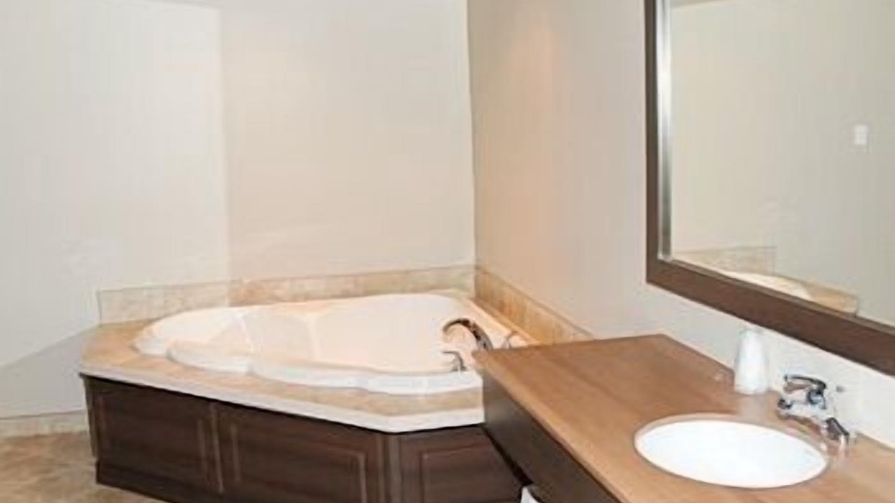 Photo of Bedroom in Tracadie