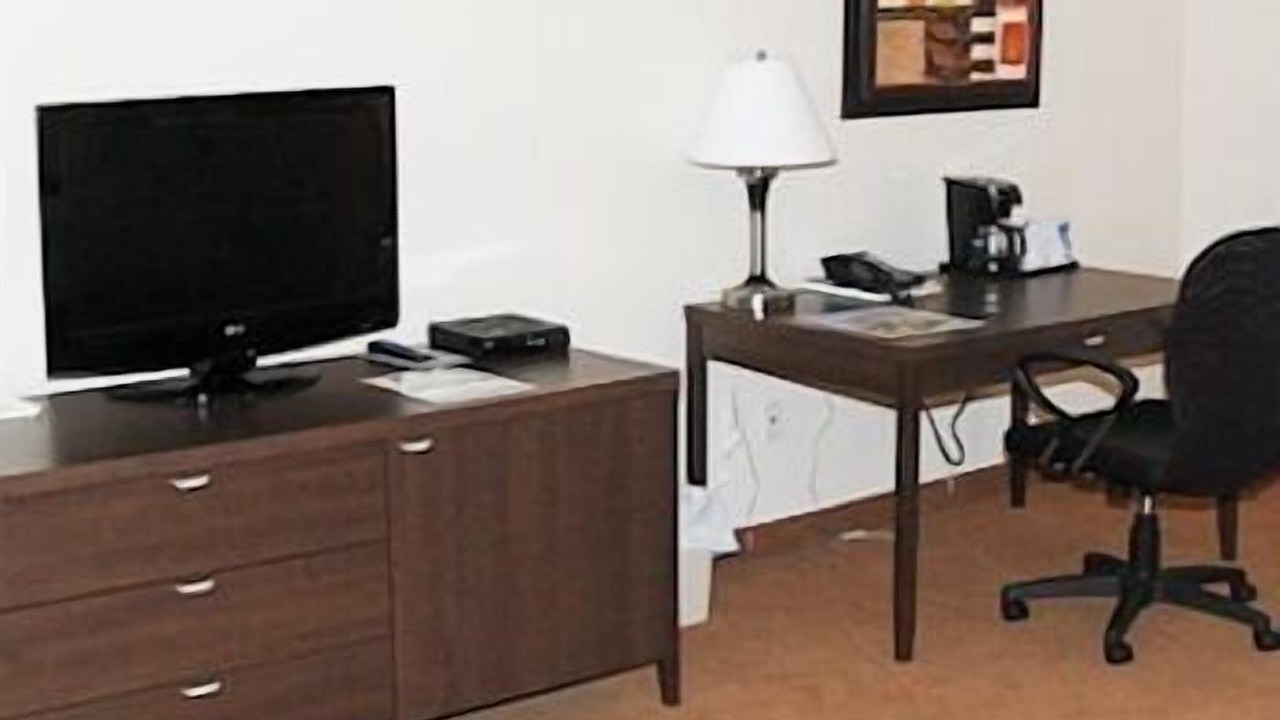 Photo of Bedroom in Tracadie