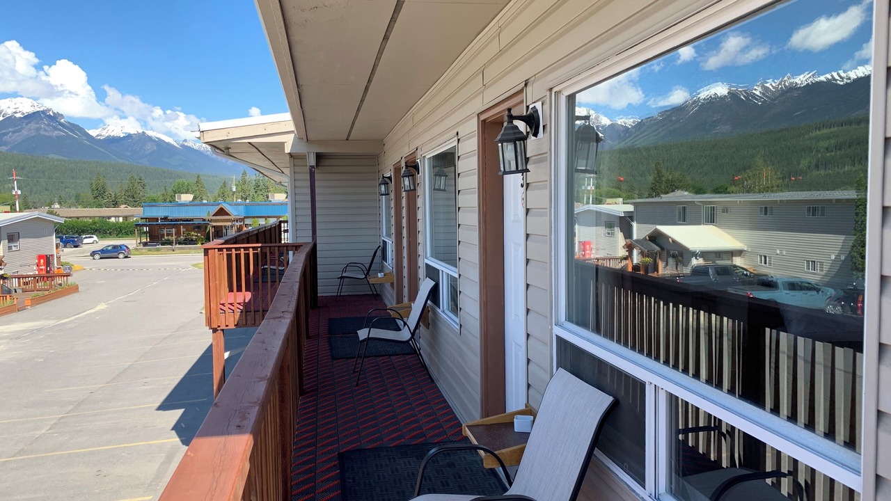 Photo of Outdoor in Golden