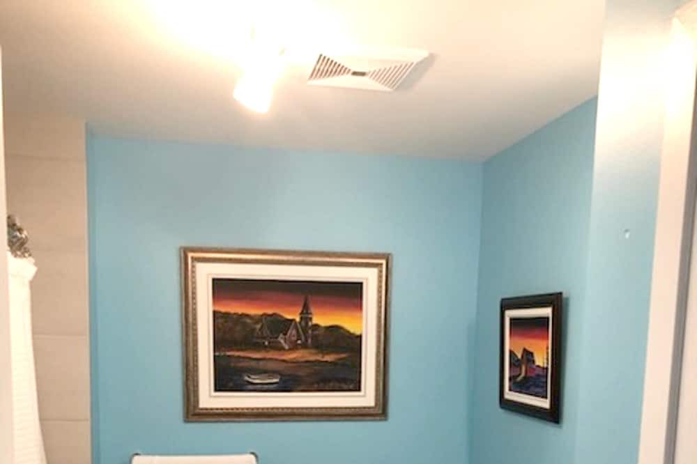 Photo of Bathroom in Brossard