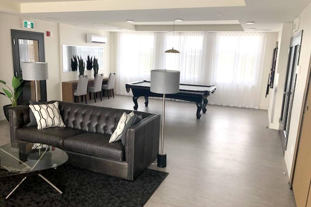 Photo of Livingroom in Brossard