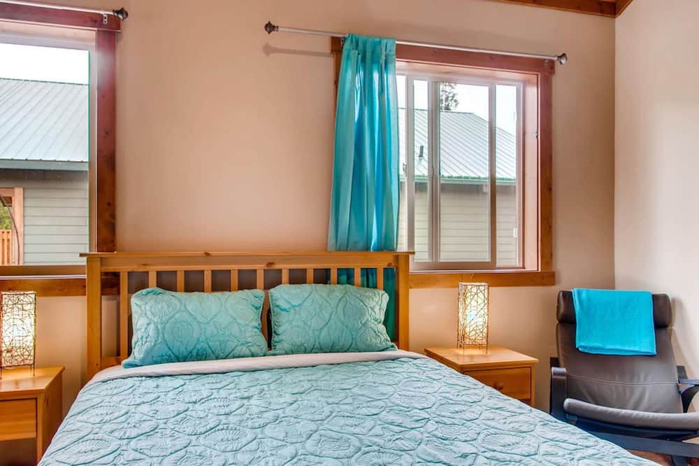 Photo of Bedroom in Christina Lake