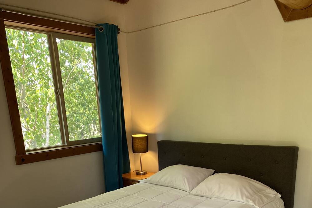 Photo of Bedroom in Christina Lake