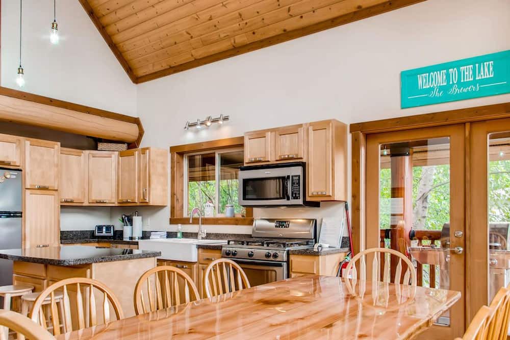 Photo of Kitchen in Christina Lake