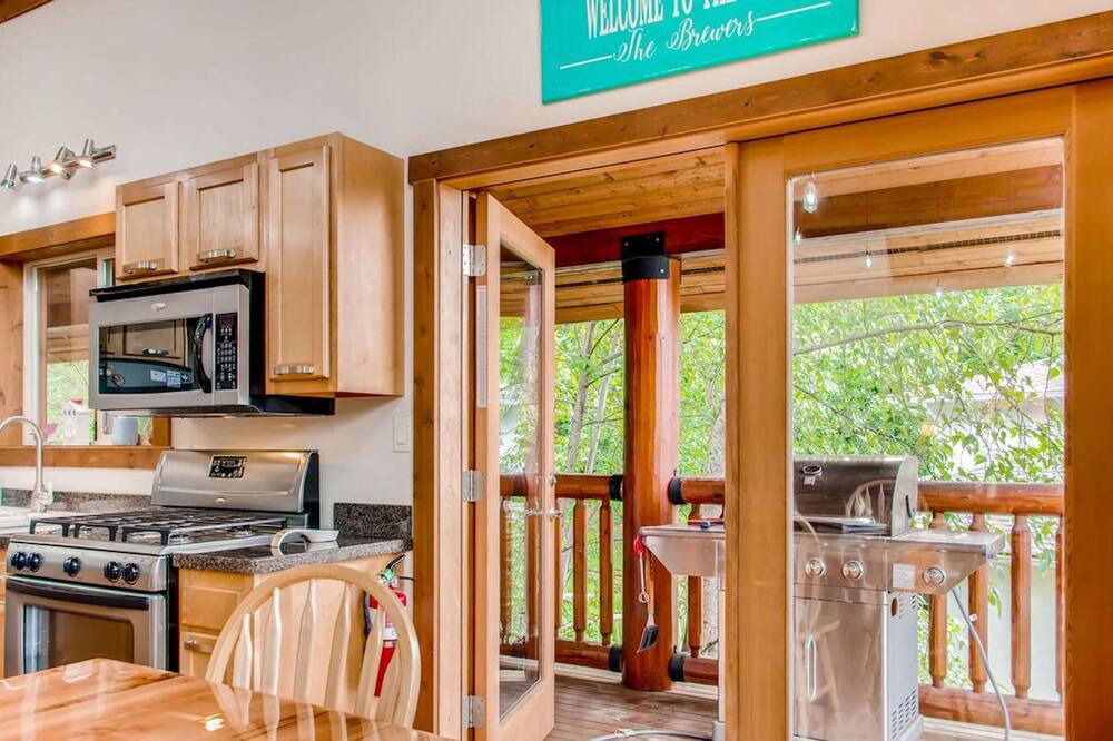 Photo of Kitchen in Christina Lake