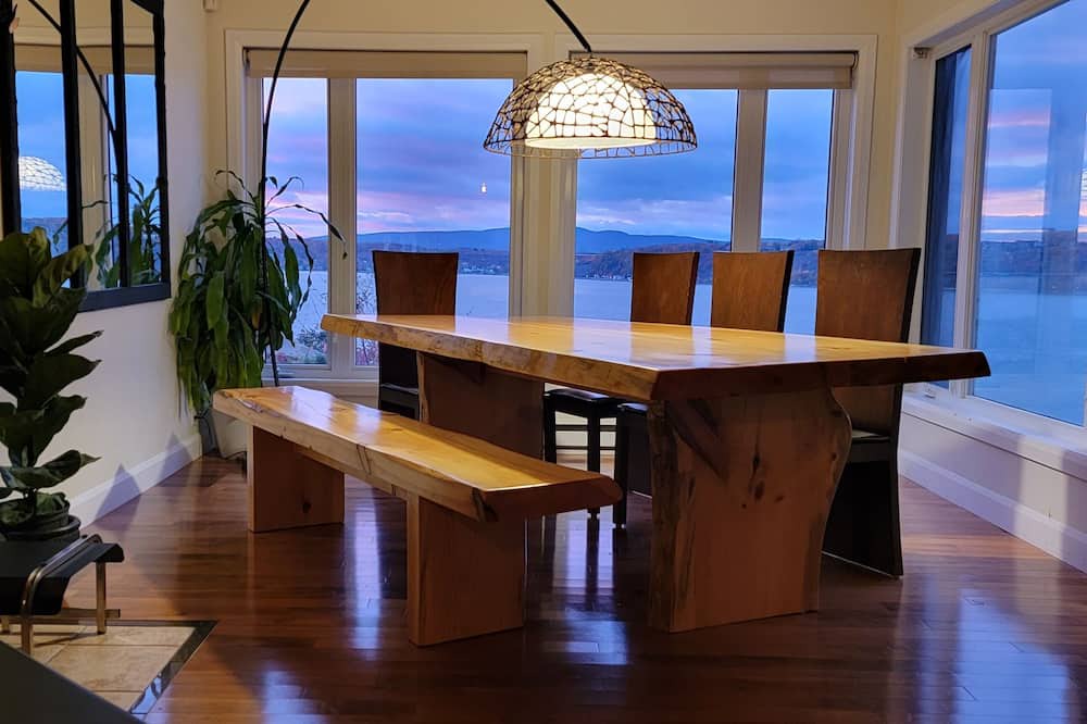 Photo of Kitchen in Saint-Nicolas