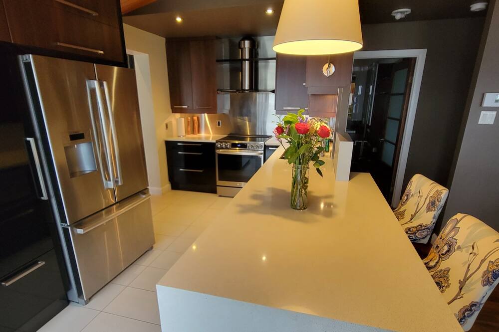 Photo of Kitchen in Saint-Nicolas