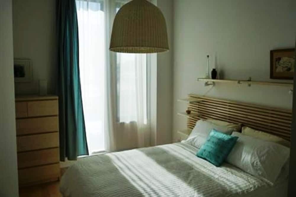 Photo of Bedroom in La Petite-Patrie