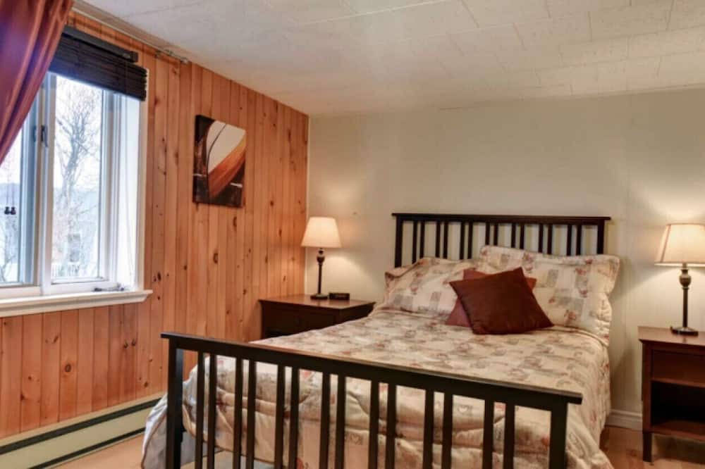 Photo of Bedroom in Berthier-sur-Mer