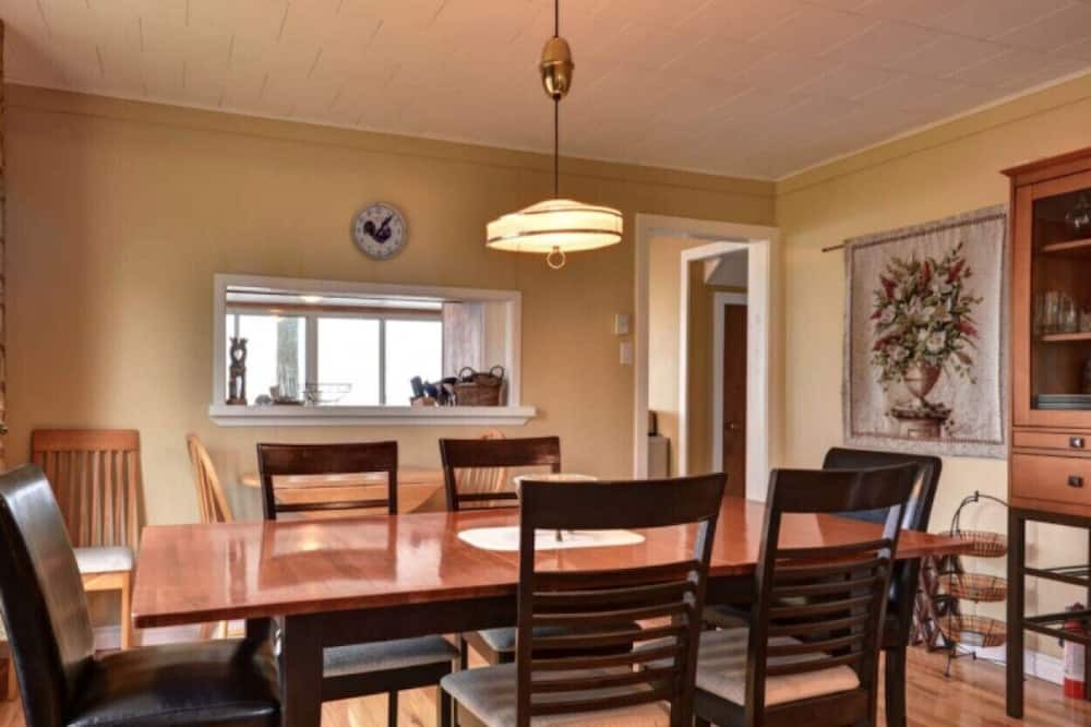 Photo of Kitchen in Berthier-sur-Mer