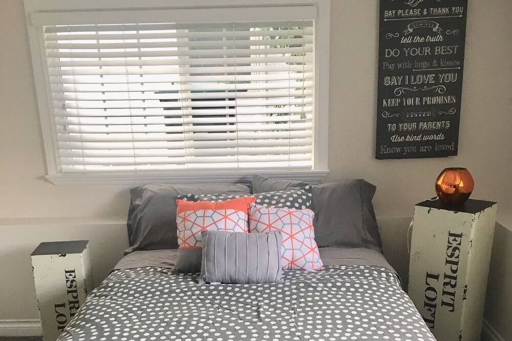 Photo of Bedroom in Grand Boulevard