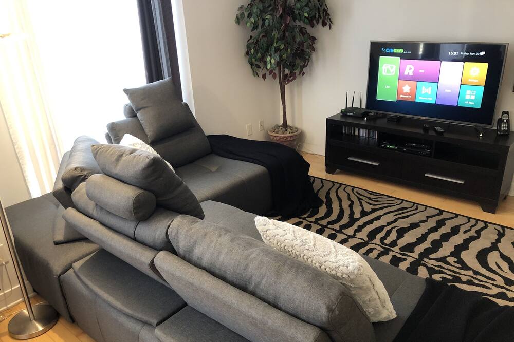 Photo of Livingroom in Saint-Laurent