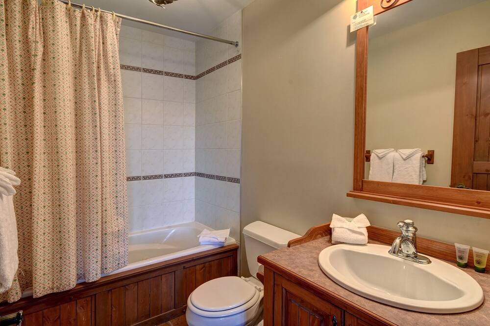 Photo of Bathroom in Mont-Tremblant