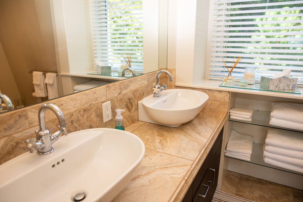 Photo of Bathroom in Regional District of Nanaimo