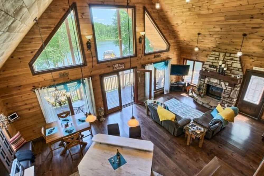 Photo of Livingroom in La Peche