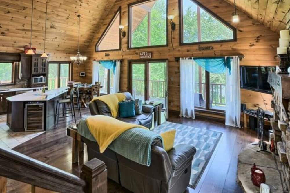 Photo of Livingroom in La Peche