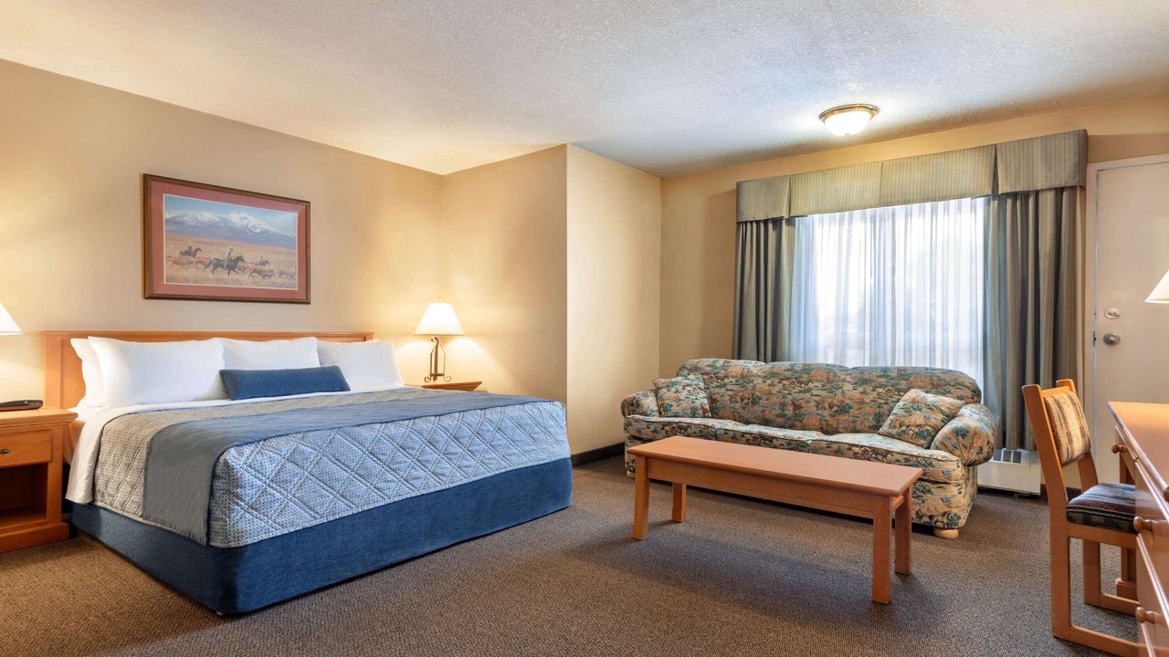 Photo of Bedroom in Edson