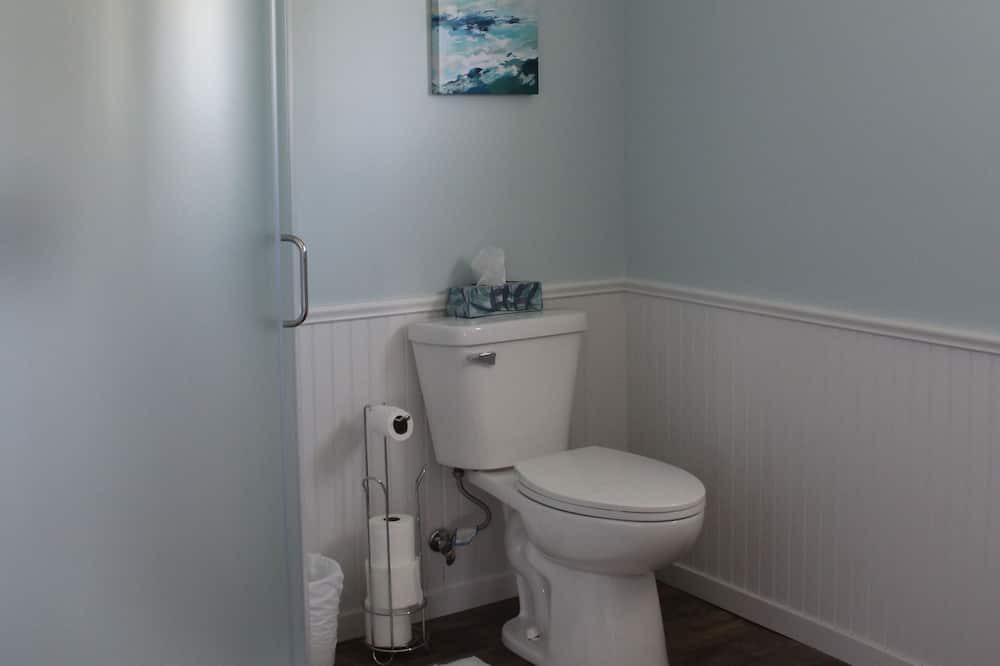 Photo of Bathroom in Tryon