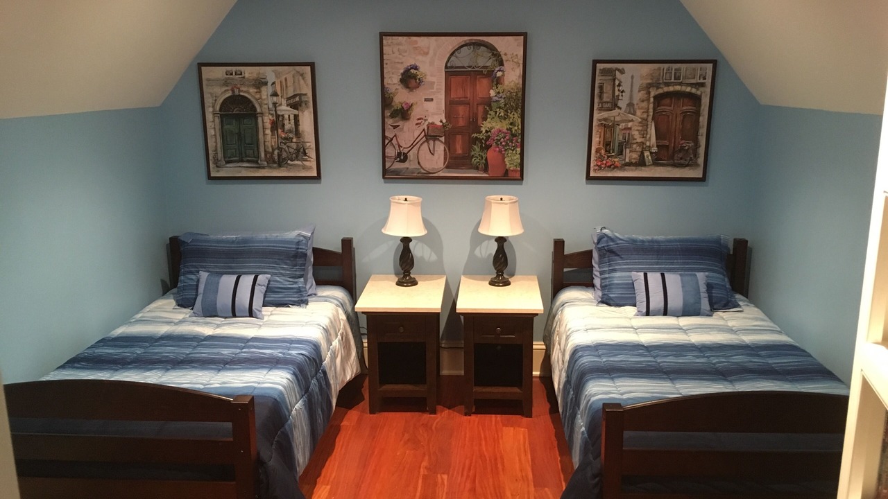 Photo of Bedroom in Dufferin