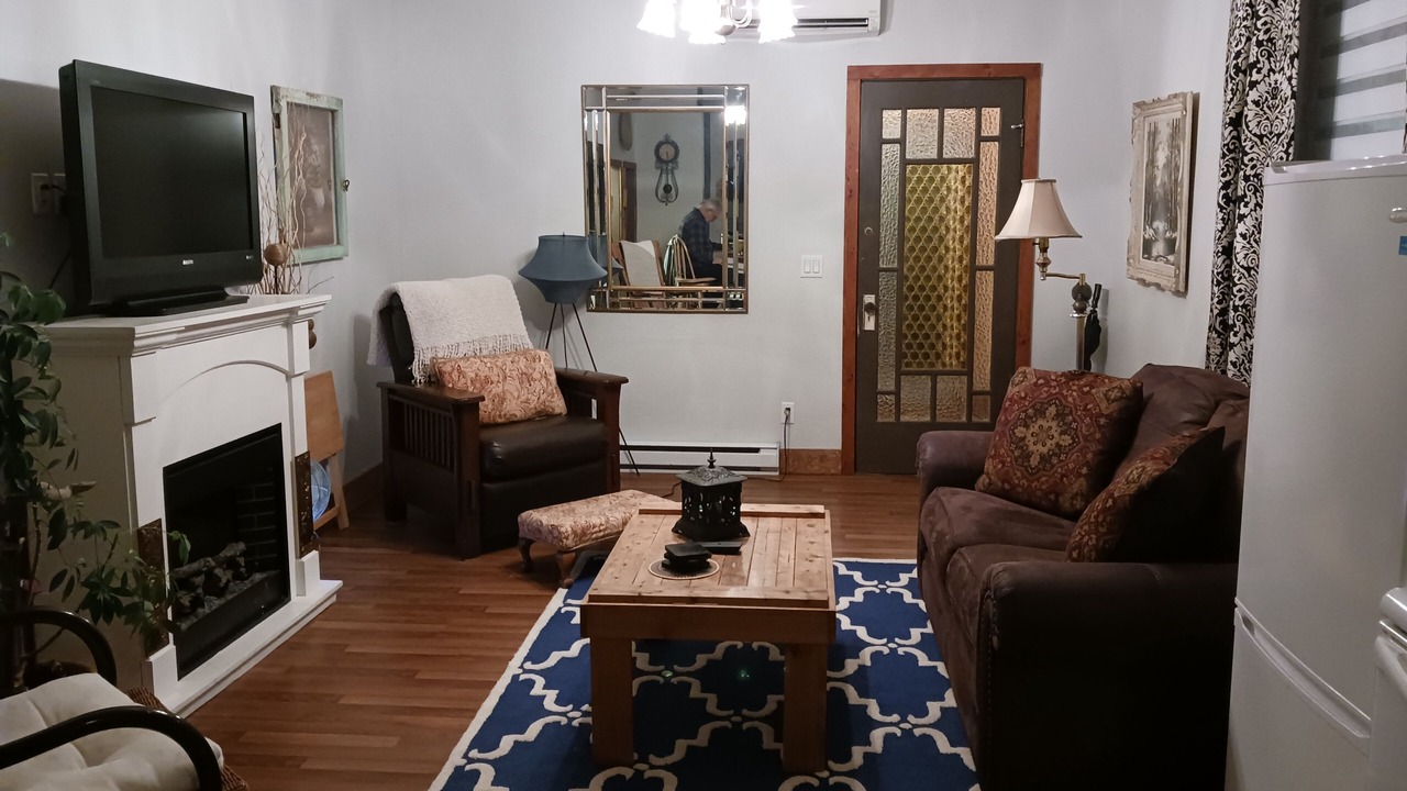 Photo of Livingroom in Trail