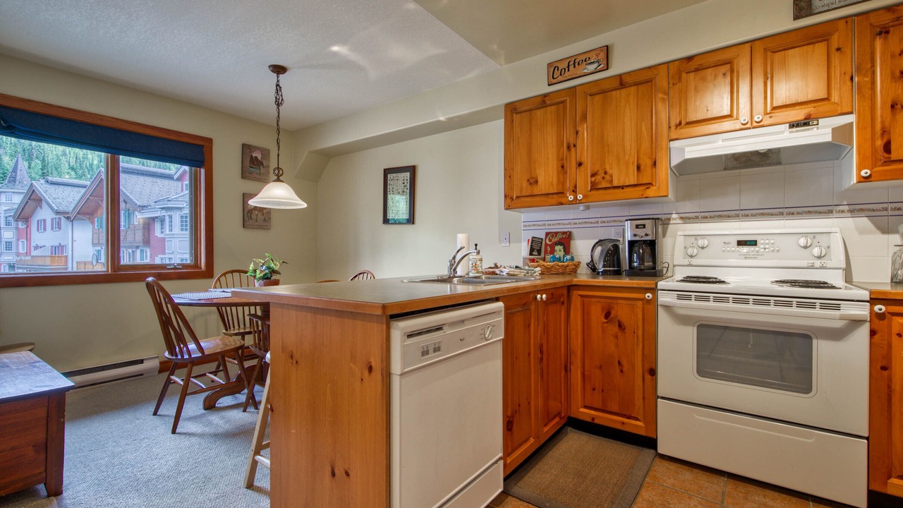 Photo of Kitchen in Sun Peaks