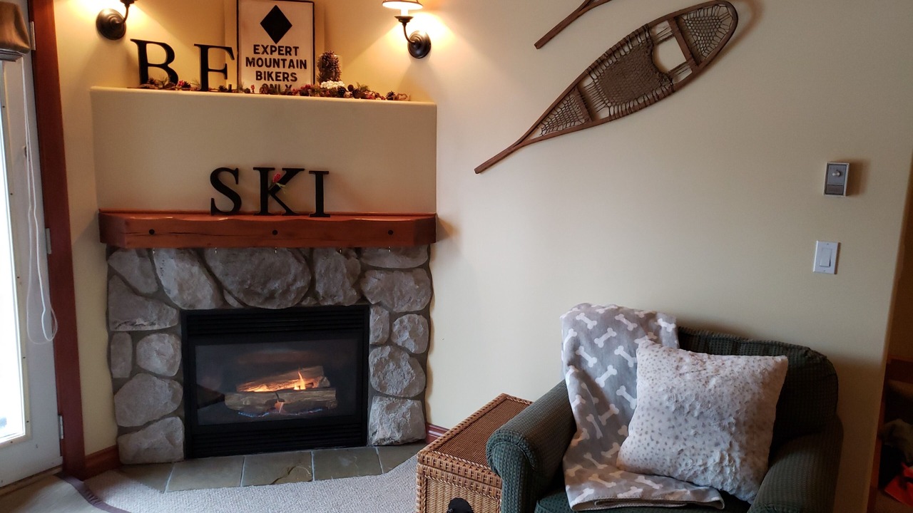 Photo of Livingroom in Sun Peaks