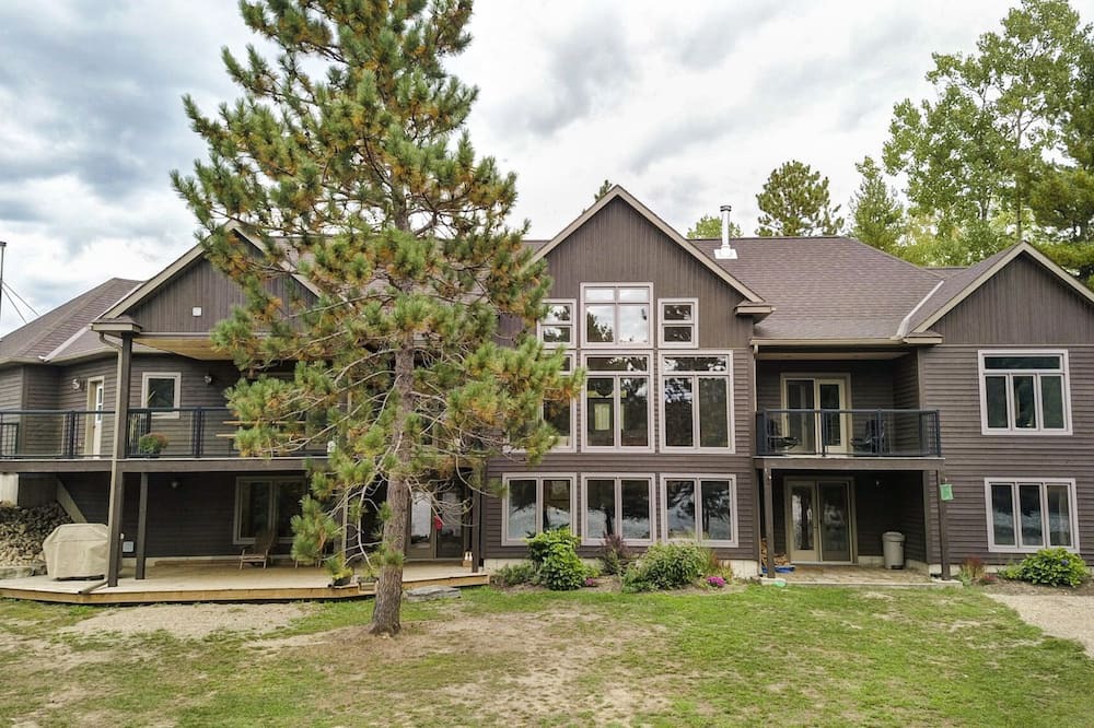 Photo of Outdoor in South Algonquin