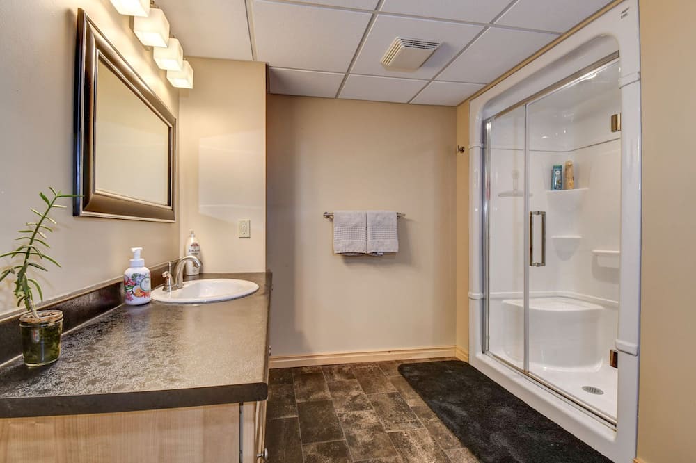 Photo of Bathroom in South Algonquin