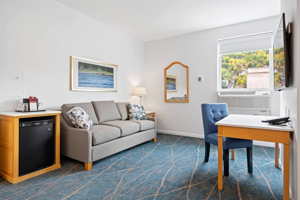 Photo of Livingroom in Trail