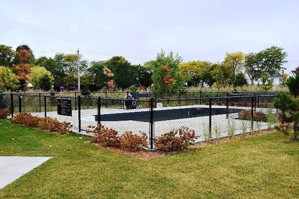 Photo of Others in Brossard