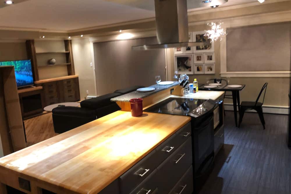Photo of Kitchen in Whyte ave