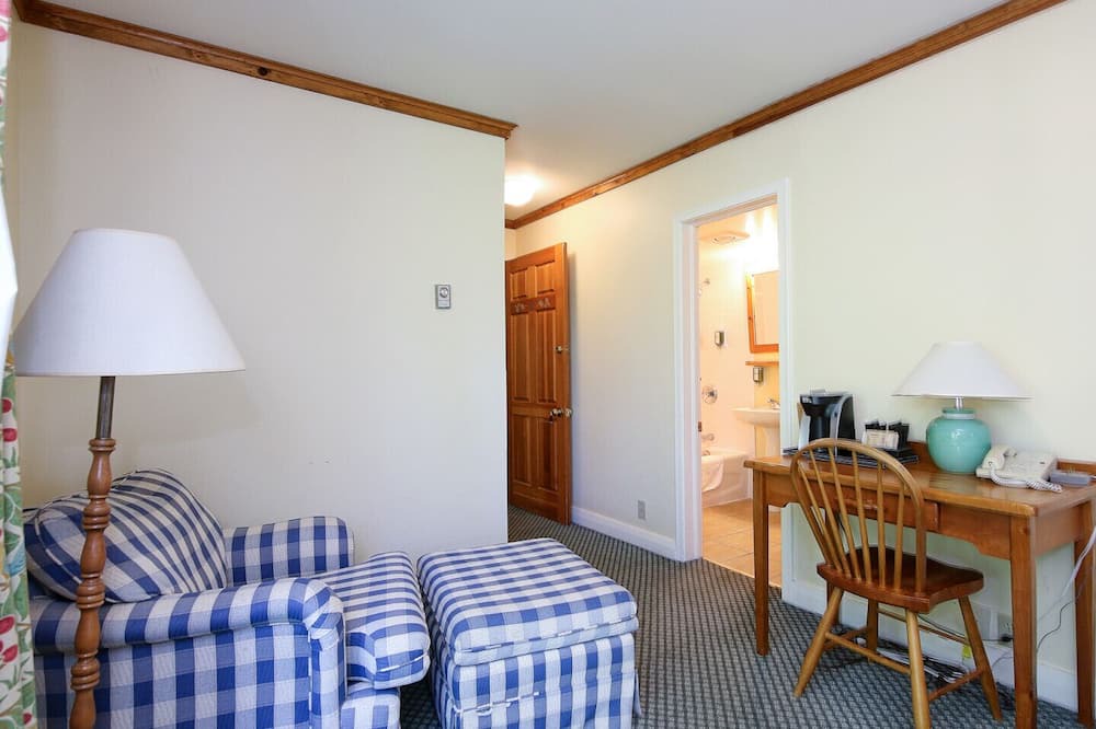 Photo of Livingroom in Georgina